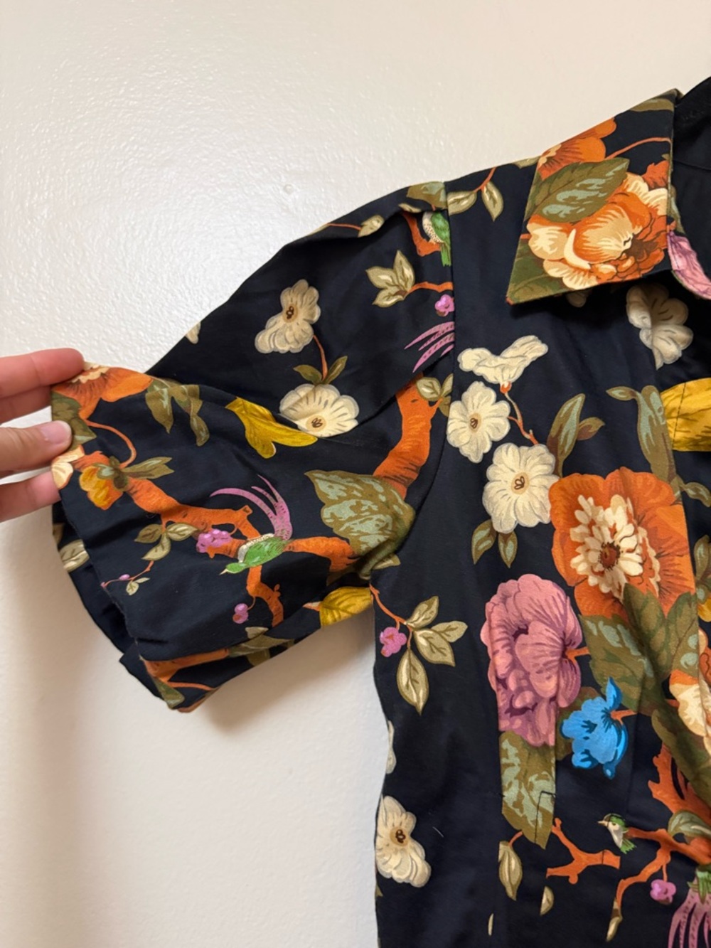 Tuckernuck Baroque Floral Delaney Short Puff Sleeve Maxi Dress - Picture 6 of 14